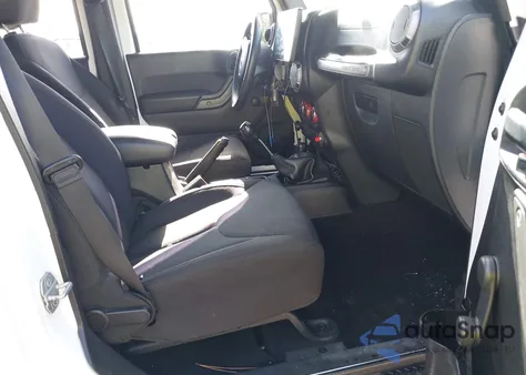 2015 Jeep Wrangler Unlimited Sport из США, поврежденный, VIN 1C4BJWDG1FL610304